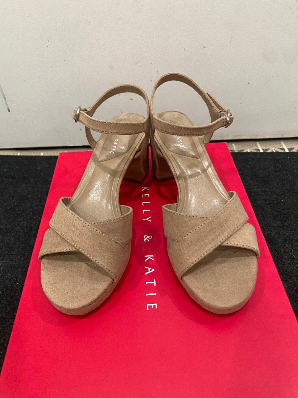 Kelly & Katie 'Sherva' Sandal